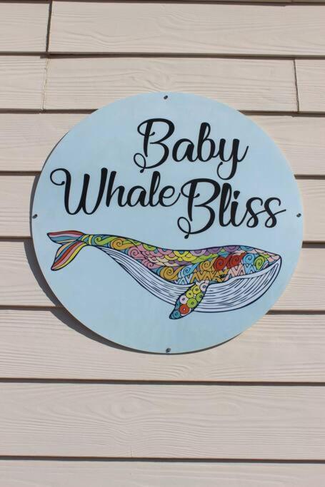Baby Whale Bliss - Beachfront House Уитсанд Екстериор снимка